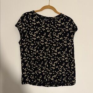 Whistles Black and Cream Floral Short Sleeve Top